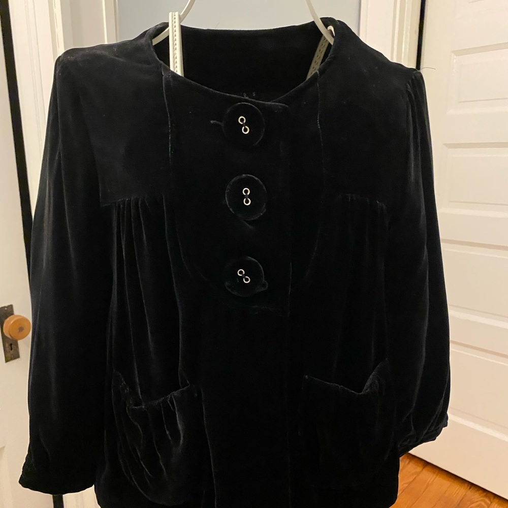 Black velvet 3/4 sleeve jacket, size S